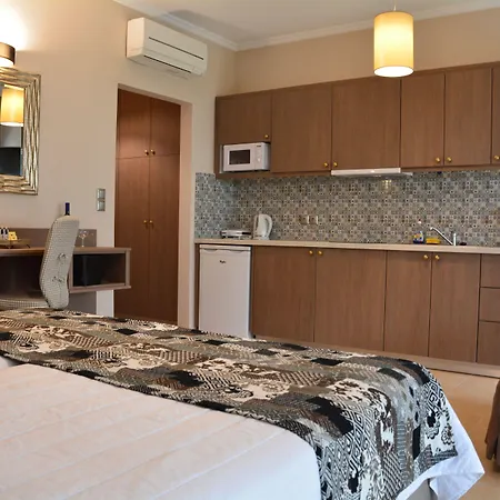 Royalty Seaside Hotel