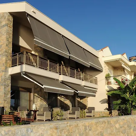 Royalty Seaside 3* Nikiti (Sithonia)