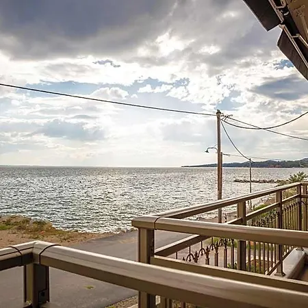 Royalty Seaside Hotel 3*