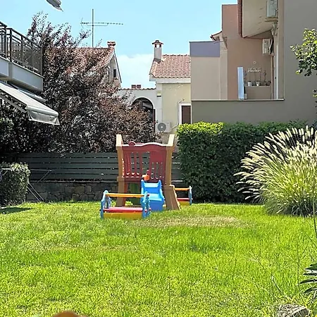 Royalty Seaside Hotel 3*
