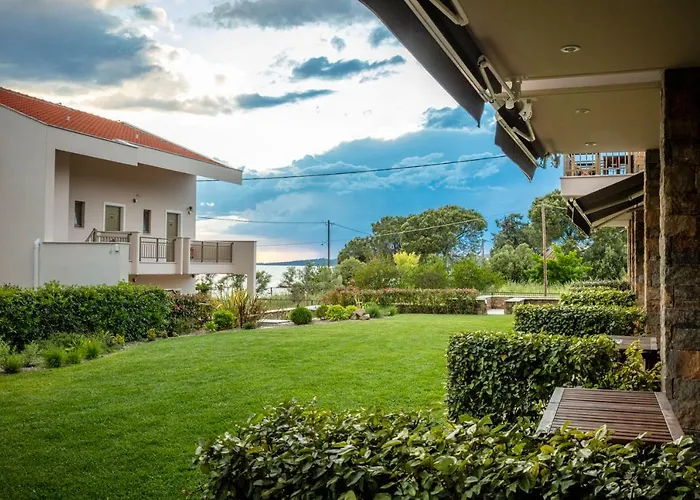 Royalty Seaside Hotel 3*