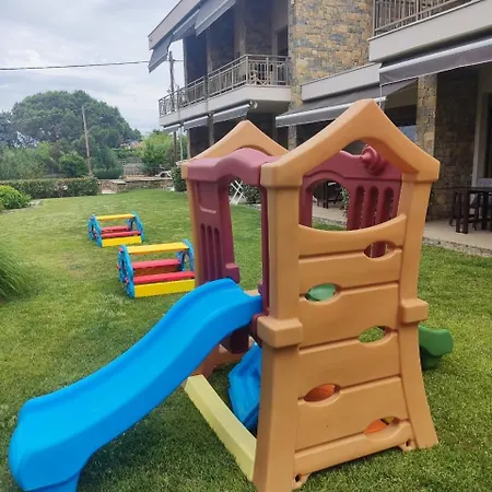 فندق Royalty Seaside نيكيتي