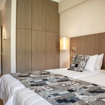 Royalty Seaside فندق