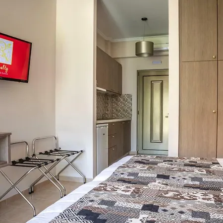 فندق Royalty Seaside