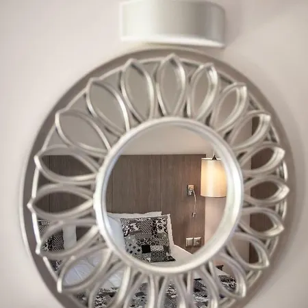 فندق Royalty Seaside نيكيتي