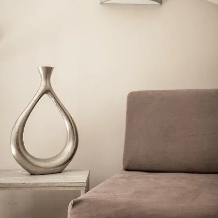 Royalty Seaside فندق نيكيتي