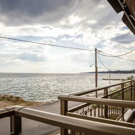 فندق Royalty Seaside