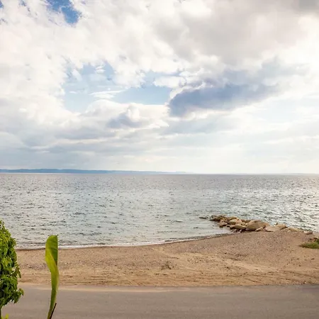 Royalty Seaside 3* Nikiti (Sithonia)