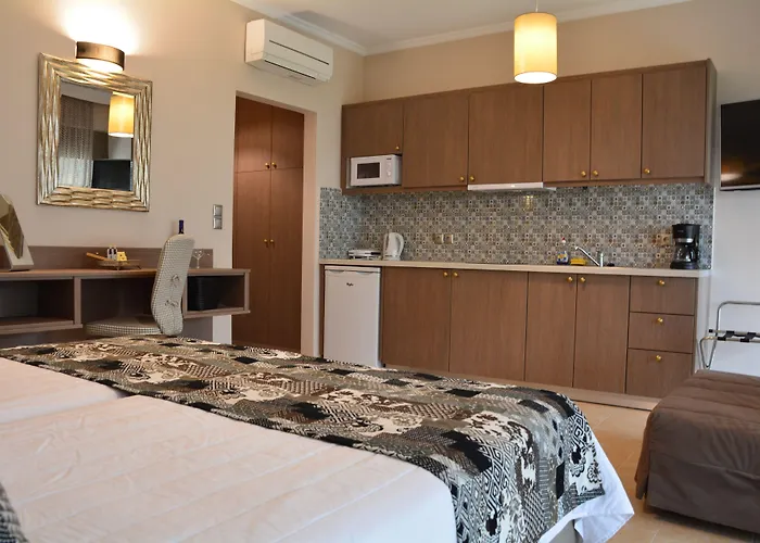 Royalty Seaside Hotel