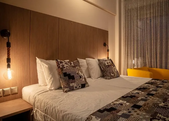 Royalty Seaside Hotel